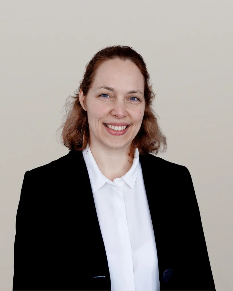 Portrait of Cornelia Hintze, Head of High-Temperature Superconductors at Subra.